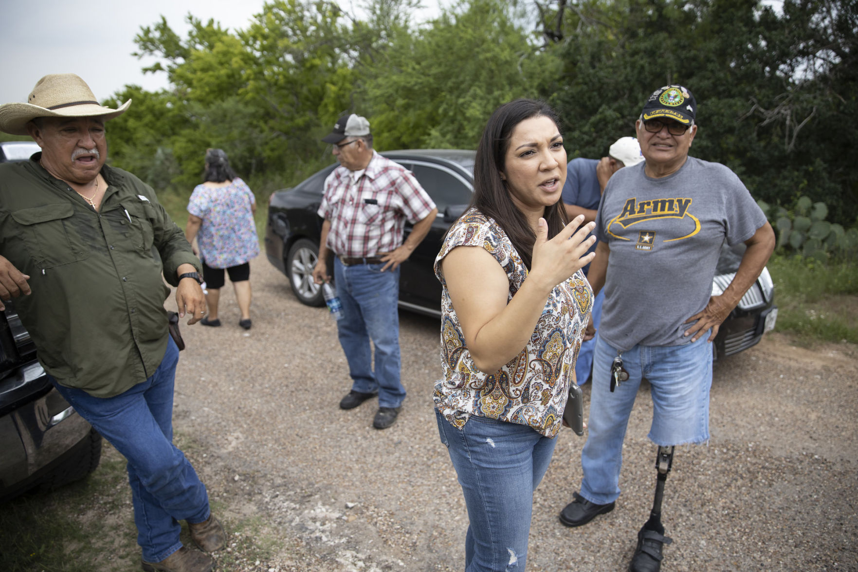 Residents upset after being denied access to Goliad cemetery